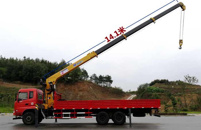 徐工M型12吨随车吊臂长14.1米